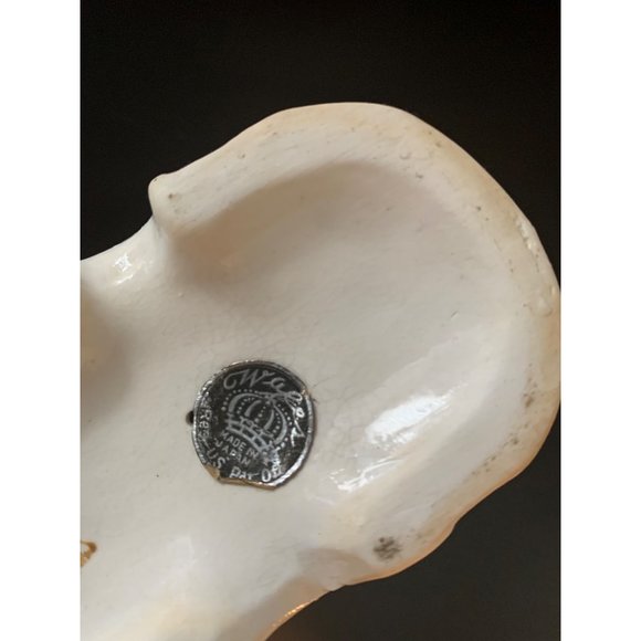 Vintage Victorian Man Candle Holder Ceramic Wales Figurine - Picture 6 of 8